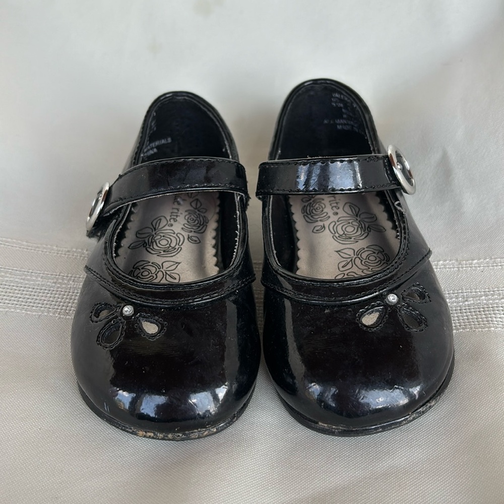 Stride Rite Valerie black shoe size 5.5M